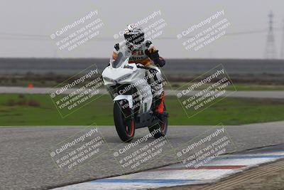 media/Nov-30-2025-TrackDaz (Sun) [[d8b22663df]]/A Group/Session 4 (Wheelie Bump)/